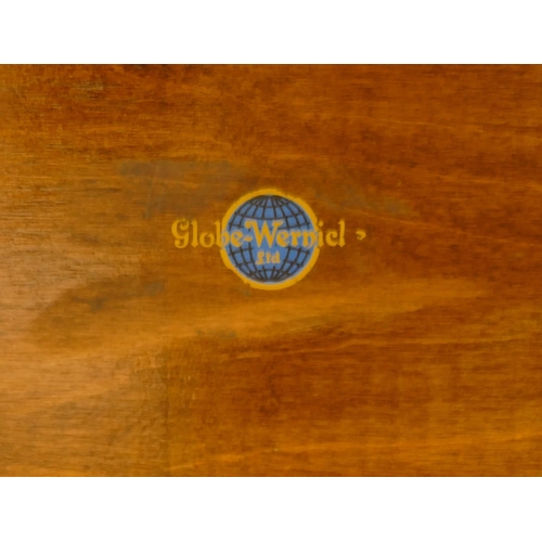 845 - A Globe Wernicke mahogany 5-sectioned graduated bookcase on short cabriole feet, 86.5cm wide, 214cm ... 