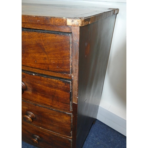 4106 - A George III mahogany bow fronted chest of drawers, with banded top, (3 pieces of veneer to top and ... 