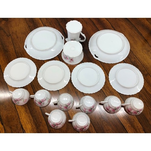 5013 - 2 cake plates, jug, sugar bowl, 8 cups and 4 side plates on white ground with pink floral pattern (1... 