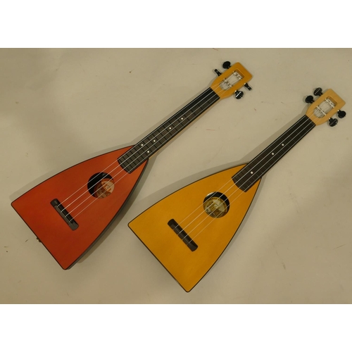 1004 - 2 Fluke ukulele's,  serial numbers M20 15438 and M10 27347. (2)