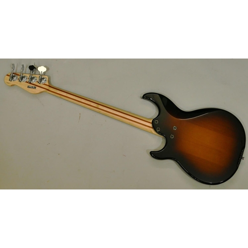 1074 - Yamaha 4-string bass guitar, overall length 117cm.