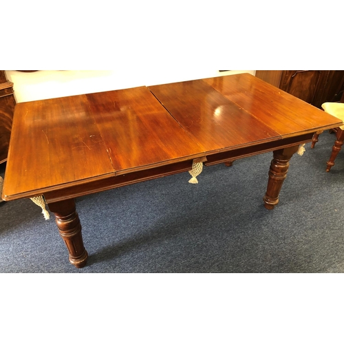 1173 - EJ Riley mahogany snooker dining table with 4 extra leaves, on round turned fluted legs, with score ... 