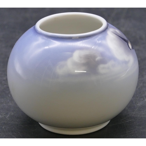 150 - Royal Copenhagen small round bulbous shaped pot with bird decoration, numbered 2671, 6.2cm high.