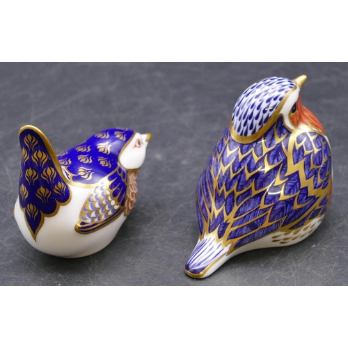 168 - 2 Royal Crown Derby Imari pattern paperweights in the form of birds, tallest 7cm high (2)