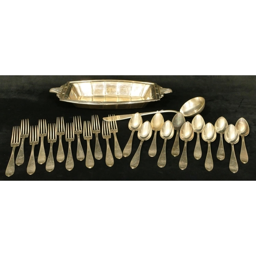 267 - A Henin Continental flatware service, 1 ladle, 12 forks, 11 spoons and a Continental rectangular 2-h... 