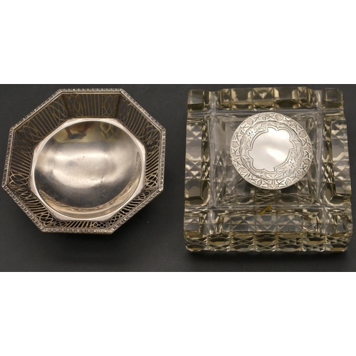 274 - A Birmingham silver octagonal shaped sweetmeat dish with pierced gallery on 4 splayed feet and a squ... 