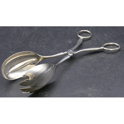 392 - A pair of Birmingham silver hinged salad tongs, 4.5oz