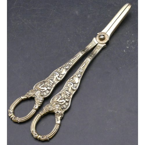 397 - A pair of late Victorian silver gilt grape scissors with raised figure, grape and vine decoration, L... 