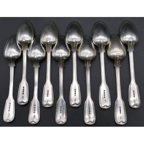 420 - A set of 10 early Victorian silver teaspoons, London 1843, maker's mark WE, 9.9oz