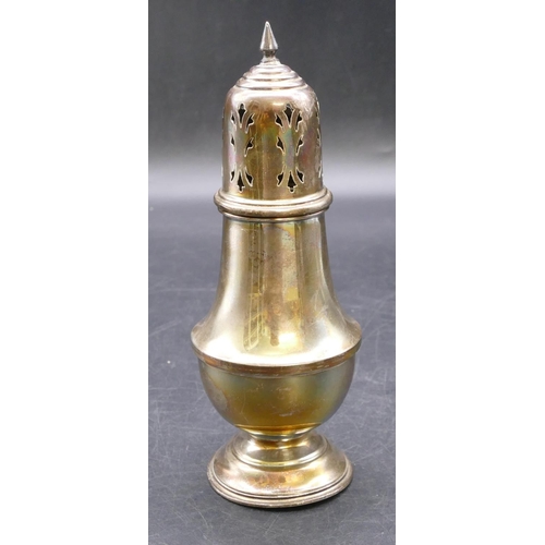 432 - A Birmingham silver round bulbous shaped sugar caster on sweeping base, 16cm high, 2.9oz