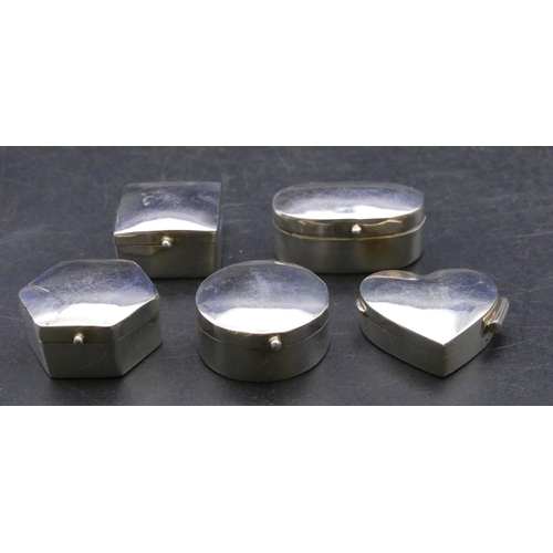 464 - 5 various shaped 925 small pill boxes all with hinged lids, 0.8oz