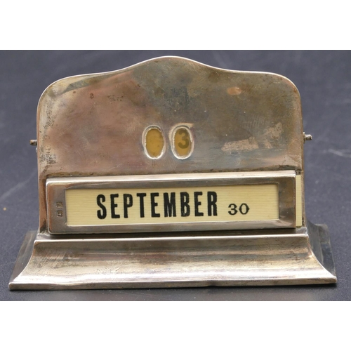 491 - A George V rectangular silver freestanding desk calendar, Birmingham 1912, maker Mappin & Webb, 11cm... 