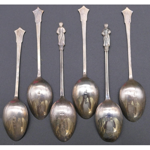 495 - A set of 4 Birmingham silver teaspoons and a pair of Birmingham silver Apostle teaspoons in black le... 