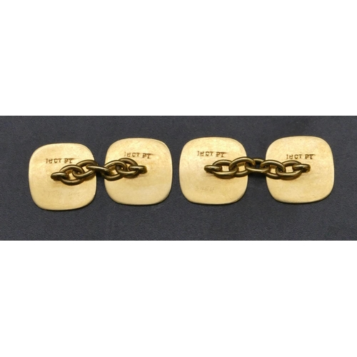 718 - A pair of 18ct 2-coloured gold gentleman's square cufflinks, 7.3 grams