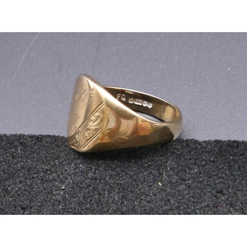 801 - A 9ct gold signet ring with engraved initials, size R/S, 5.7 grams