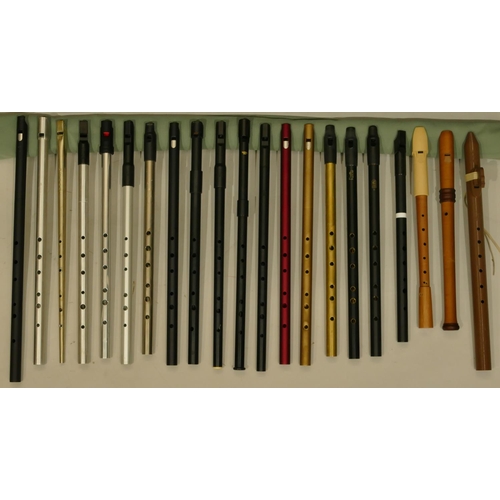 986 - 21 various wood, aluminium and plastic  whistles, makers including Mollenhauer, Susato, Shearwater, ... 