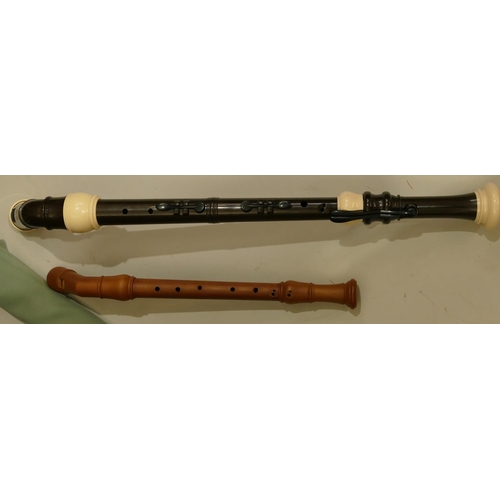 989 - 10 various recorders including Aulos 511B Tenor, Yamaha Bass, Triebert, Moeck,  and Mollenhauer, (2 ... 