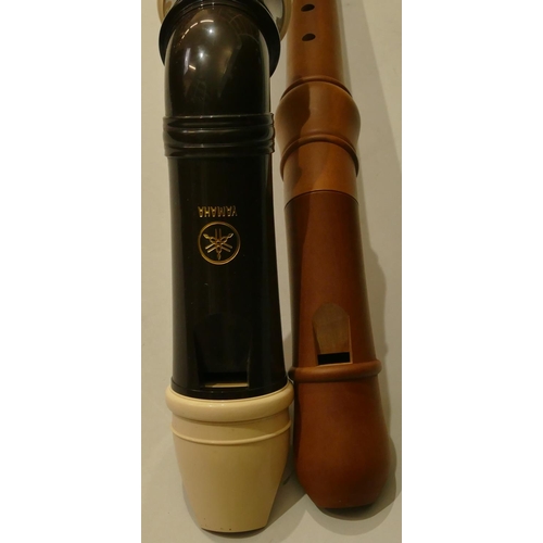 989 - 10 various recorders including Aulos 511B Tenor, Yamaha Bass, Triebert, Moeck,  and Mollenhauer, (2 ... 