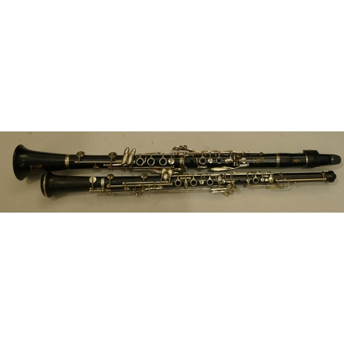 992 - A Boosey & Hawkes London clarinet and an oboe (2)