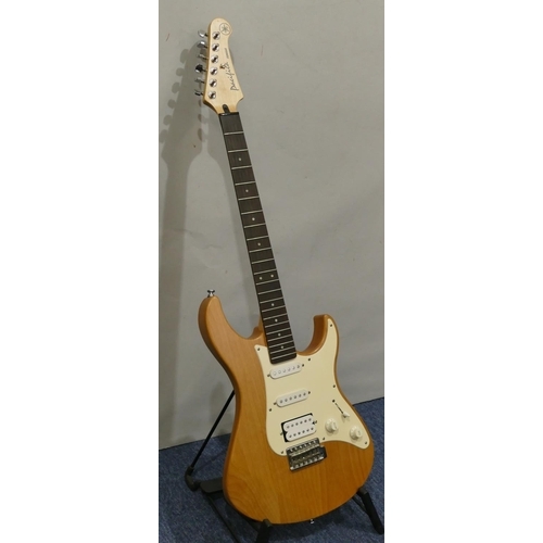 1068 - Yamaha Pacific 6-string electric guitar, overall length 99cm.