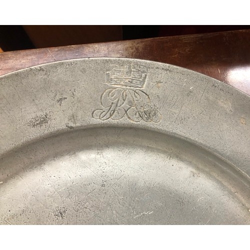 6181 - An early pewter charger, stamped John Carpenter London to back and inscribed to front, 38cm diameter... 