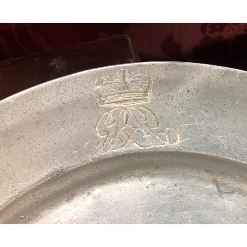 6181 - An early pewter charger, stamped John Carpenter London to back and inscribed to front, 38cm diameter... 