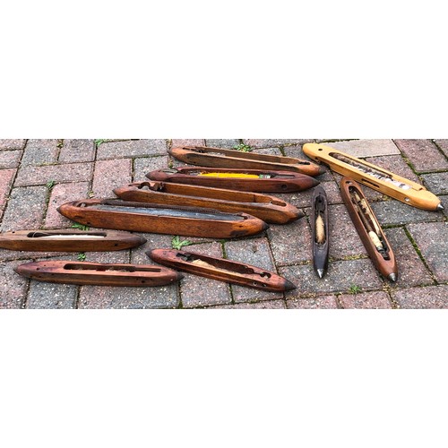 7133 - 10 various mahogany and other wooden loom shuttles, largest 50cm long