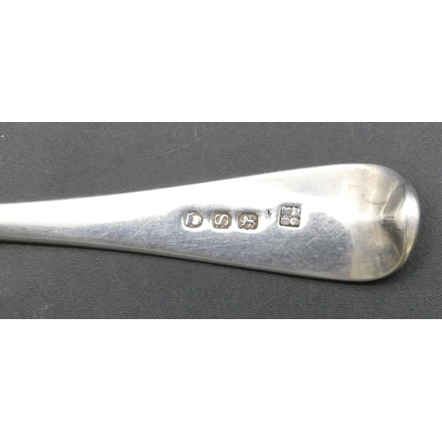 157 - A George III silver small ladle, 1.2oz