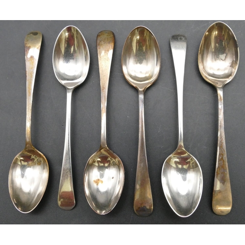 172 - A set of 6 Sheffield silver teaspoons, maker's mark WB & S, in fitted case, 2.2oz