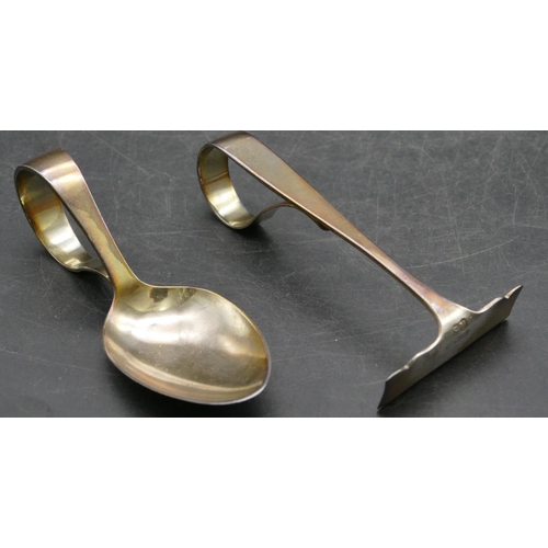 179 - A Birmingham silver child's spoon and pusher in fitted black leather case, 1.1oz