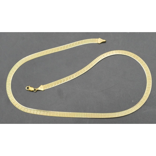 270 - A 9ct gold flat necklace, 45cm long, 6.6 grams