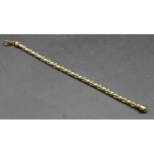 271 - A 9ct gold barrel shaped bracelet, 19cm long, 6.9 grams