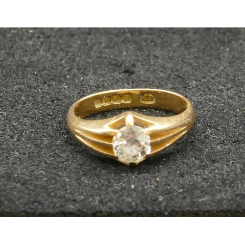 280 - An 18ct gold solitaire diamond ring with reeded shoulders, approx. 0.70 carat, Size M/N, 4.8 grams