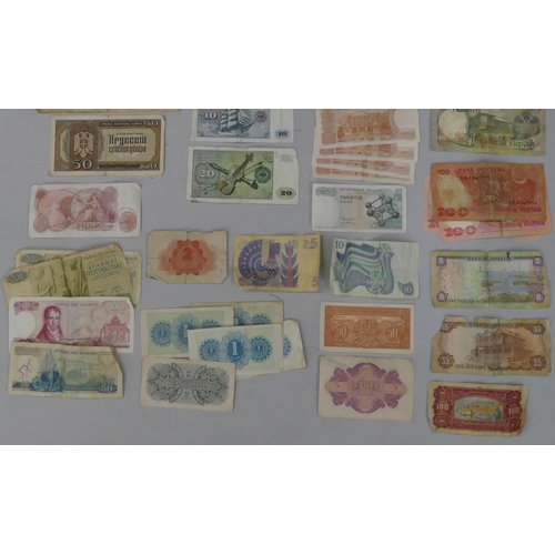 326 - A quantity of 22 250 Russian Ruble notes, 1917, 5 similar 1000 Rupee notes and a quantity of various... 