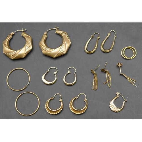 347 - A pair of hoop earrings with chamfer decoration, 6 other pairs of gold earrings and 2 odd gold earri... 