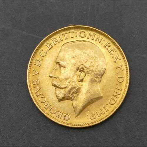 381 - A George V gold Sovereign, 1911