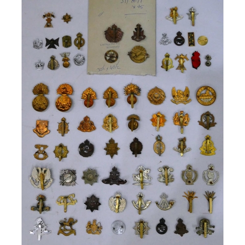 503 - A quantity of various loose military and other cap badges etc. including Australian, Lincolnshire Ye... 