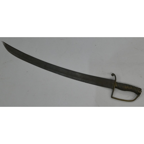 634 - A naval short Sabre (no scabbard), 68.5cm long overall