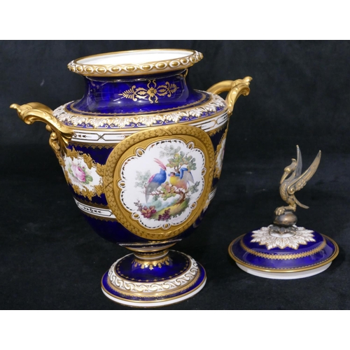 95 - An early 20th Century Royal Crown Derby round bulbous thin necked 2-handled lidded vase by Darlingto... 