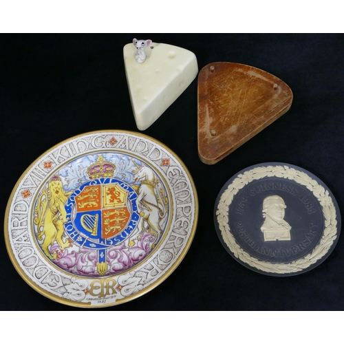 99 - A Paragon George VI Coronation plate, 1937, a Wedgwood Guinness advertising Jasperware dish, 1759-19... 