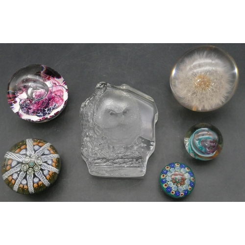 165 - A glass millefiori glass paperweight, a smaller similar paperweight and 4 various paperweights (6)