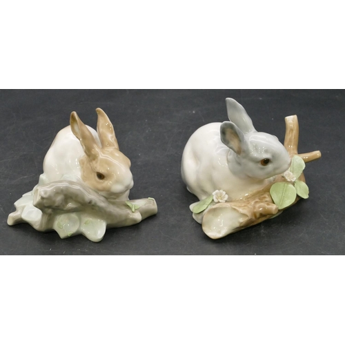 189 - A pair of Lladro figures of rabbits (some damage to encrusted flowers), 8.5cm high