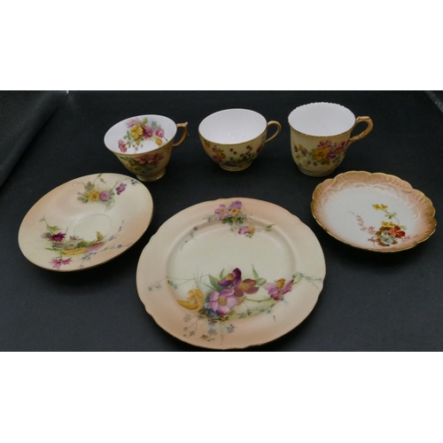 192 - A Royal Worcester Blush trio (saucer cracked) with hand painted floral, leaf and gilt decoration, 2 ... 