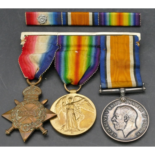 406 - A bar of 3 WWI medals, 1914-18 medal, war medal, 1914-15 star 