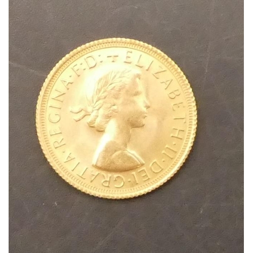 638 - An Elizabeth II gold Sovereign, 1968, 8 grams