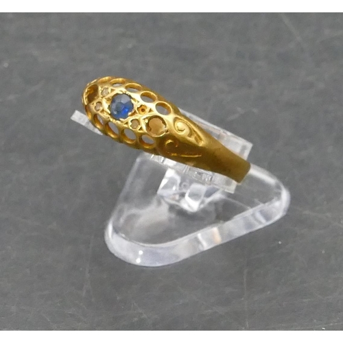 752 - An 18ct gold ring set with centre sapphire (other stones missing), Size Q/R, 1.7 grams gross