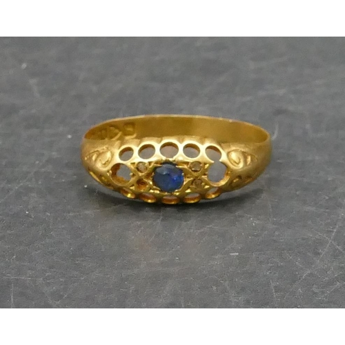 752 - An 18ct gold ring set with centre sapphire (other stones missing), Size Q/R, 1.7 grams gross