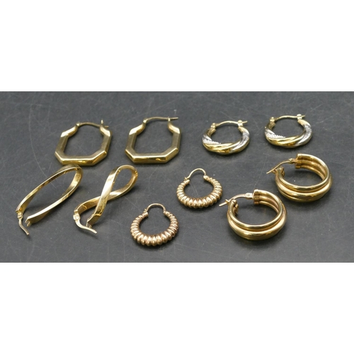 761 - 5 pairs of 9ct gold earrings, 9.8 grams