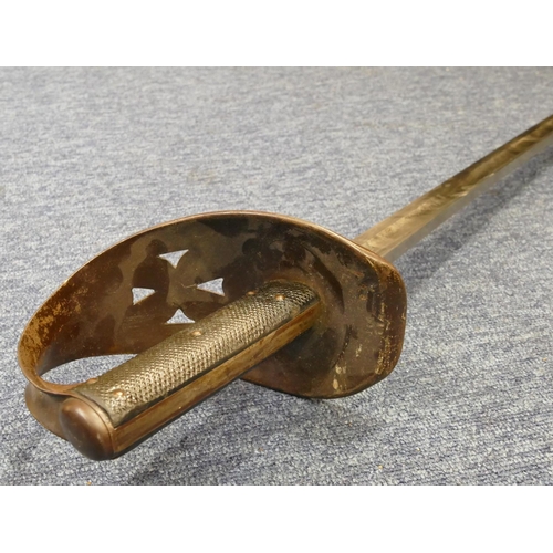 812 - A British Army Cavalry sword, stamped to blade 