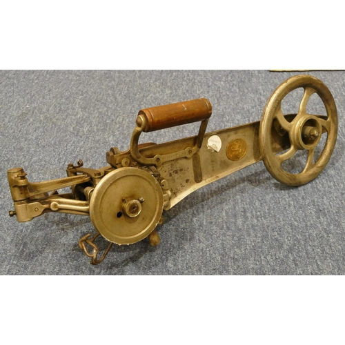 843 - A vintage Singer Carpet sewing machine, 53cm long